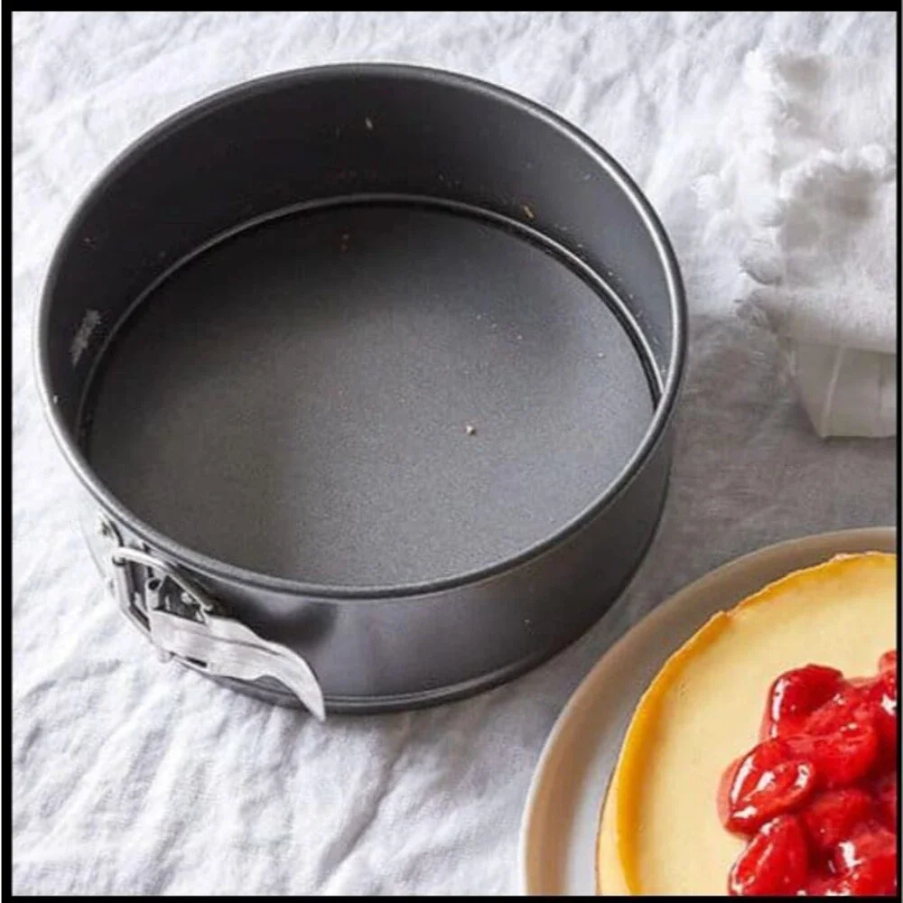 Pampered Chef Quick Cooker NEW Accessories Lot Fluted springform ceramic‎ pans